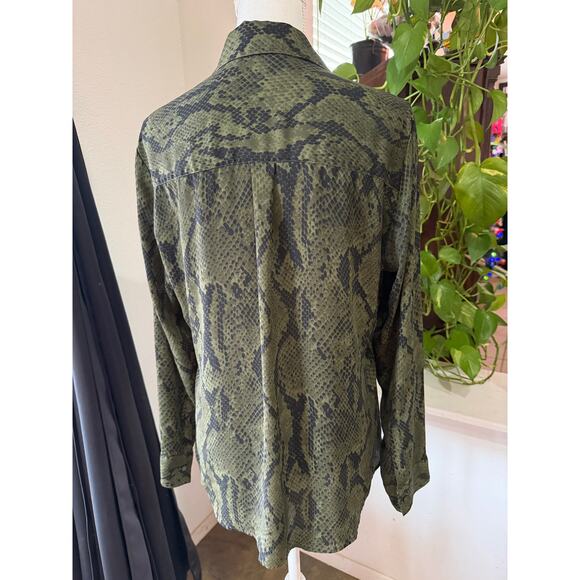 Express Portofino Shirt Snakeskin Print Button Down Blouse Olive Green Size L - Picture 2 of 3
